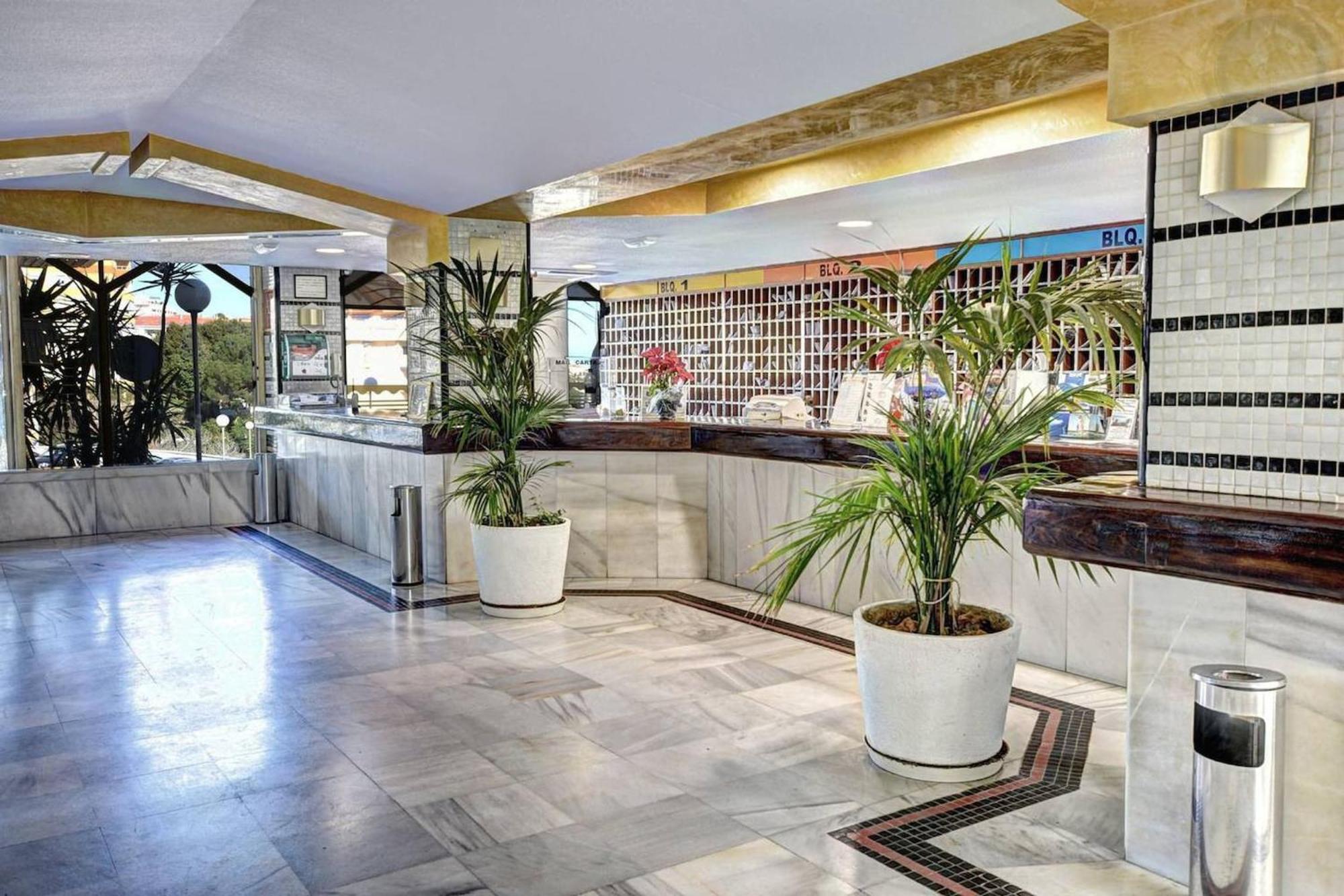 בנאלמדנה Frontal Sea View Apartment Benalbeach מראה חיצוני תמונה