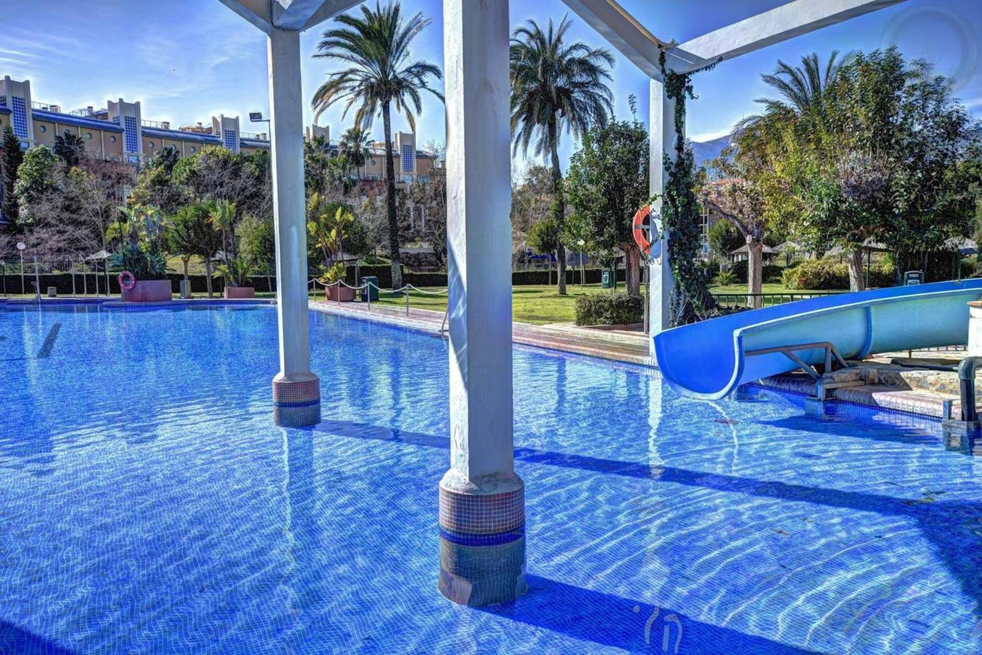 בנאלמדנה Frontal Sea View Apartment Benalbeach מראה חיצוני תמונה