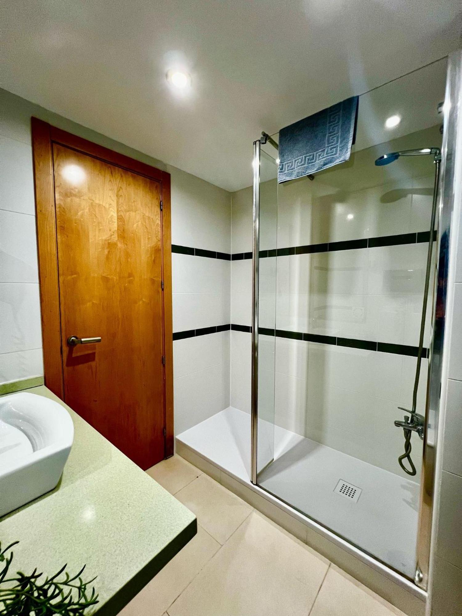 בנאלמדנה Frontal Sea View Apartment Benalbeach מראה חיצוני תמונה