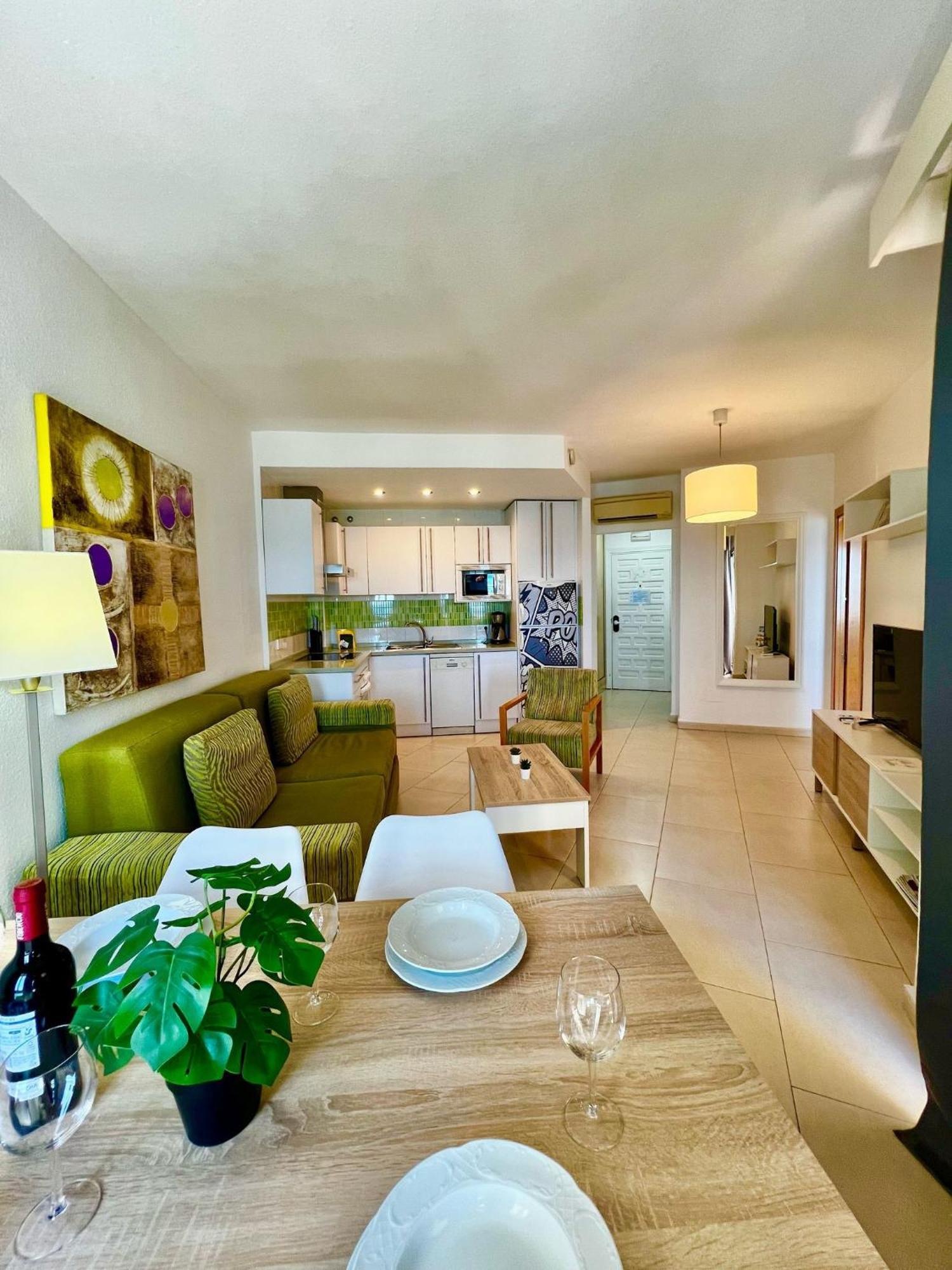 בנאלמדנה Frontal Sea View Apartment Benalbeach מראה חיצוני תמונה