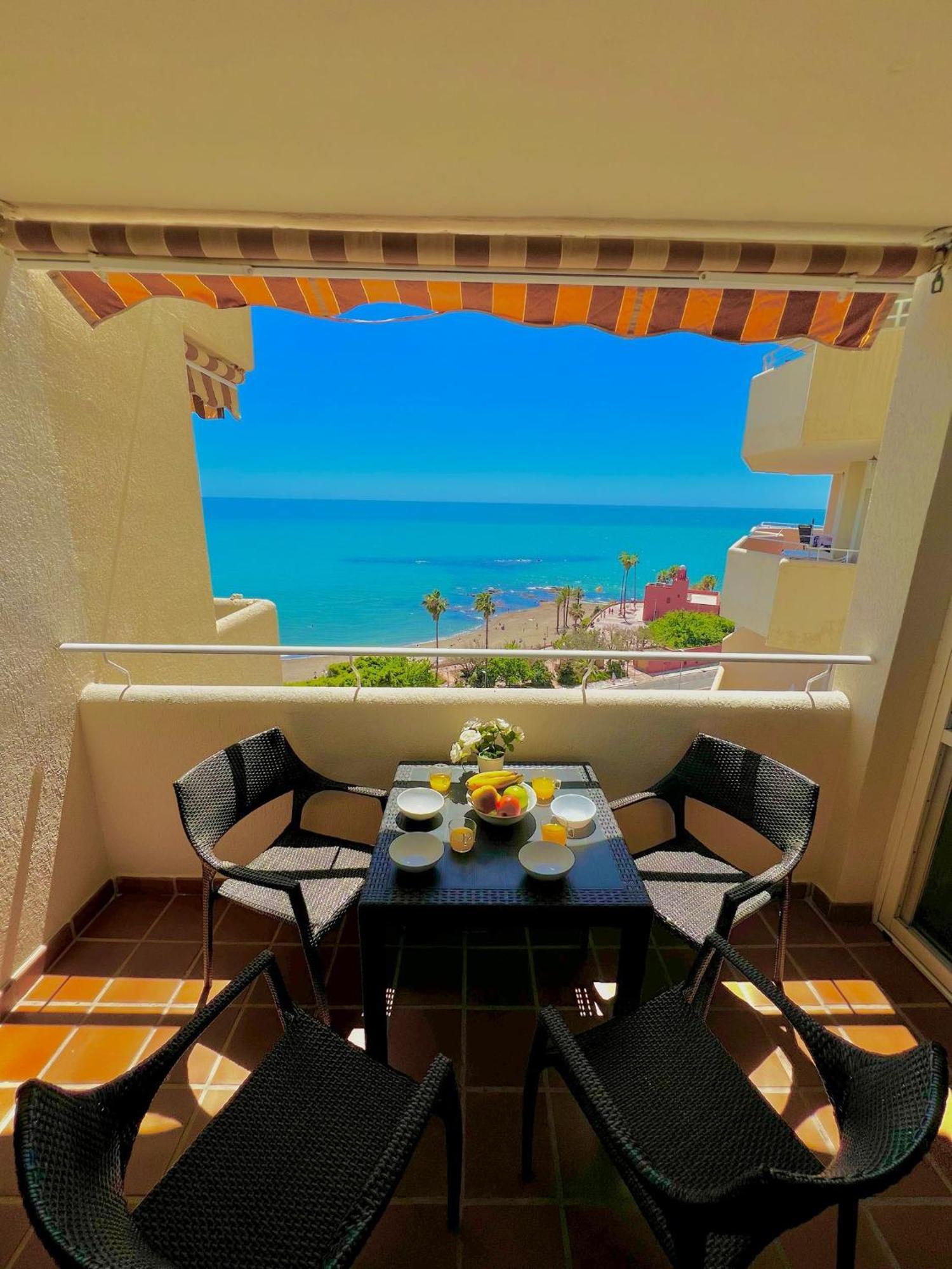 בנאלמדנה Frontal Sea View Apartment Benalbeach מראה חיצוני תמונה
